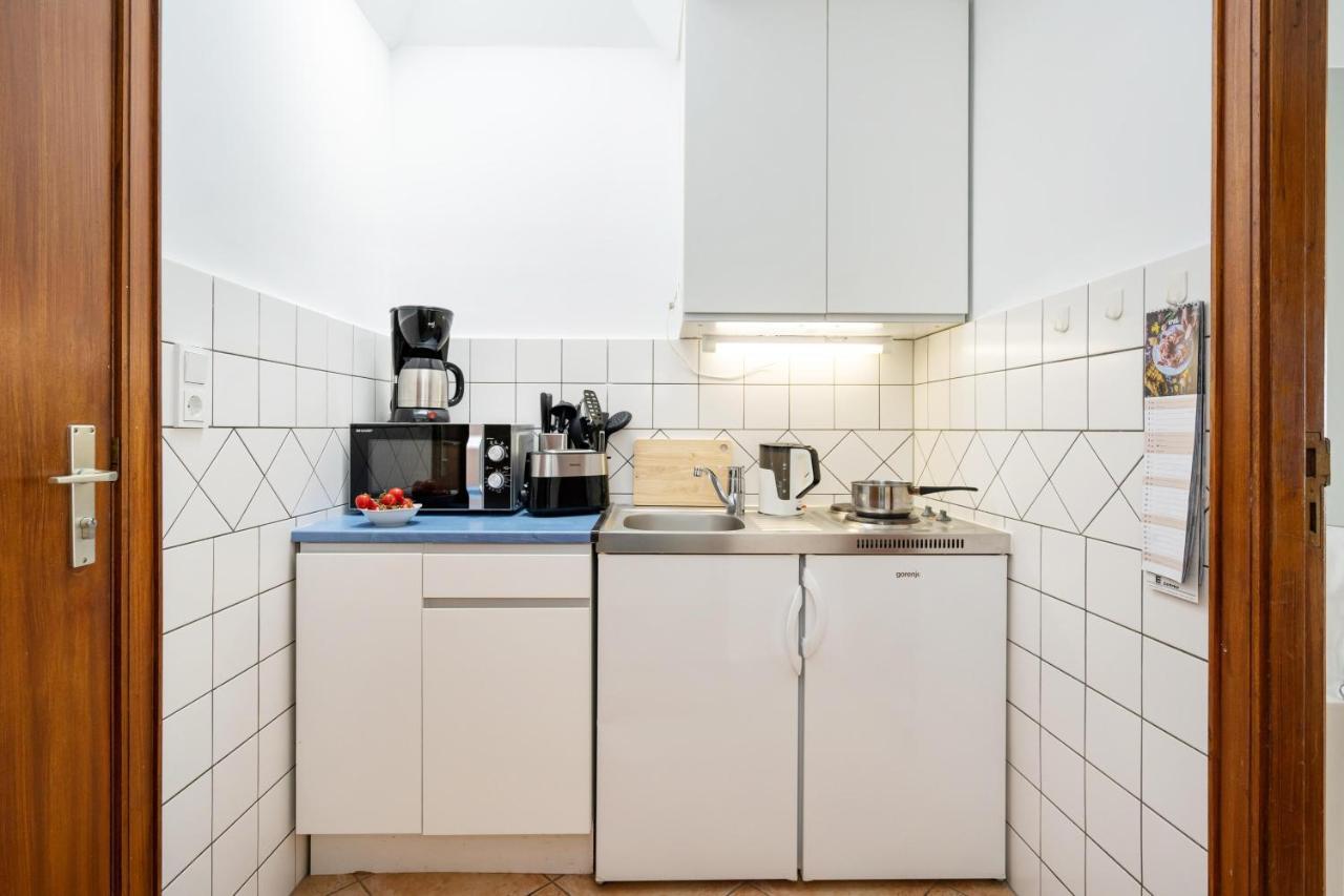 Adrian 2 Apartment เวสเทอร์แลนด์ ภายนอก รูปภาพ